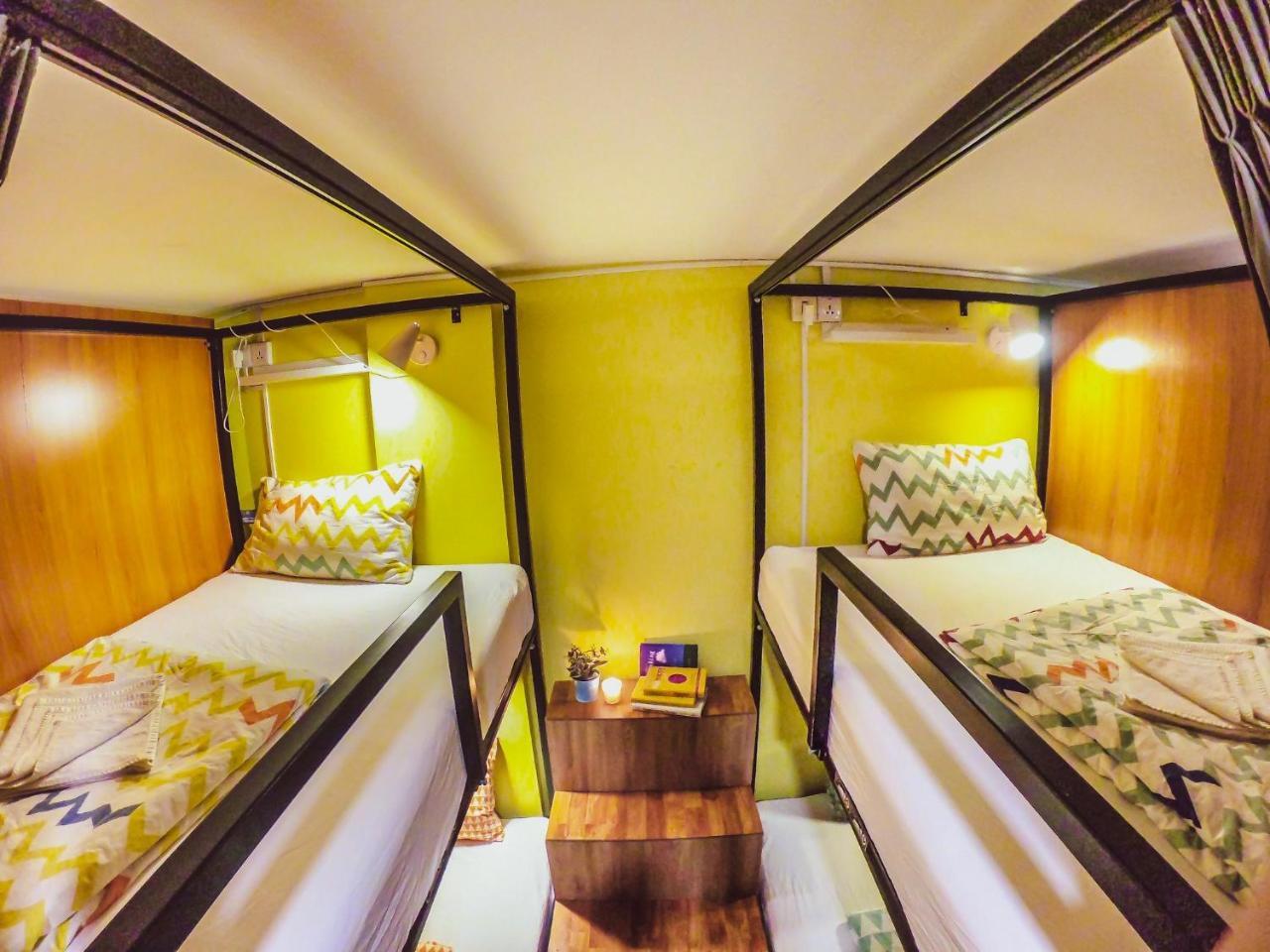 Zzz Hostel @ Don Mueang Airport Bangkok (Adults Only) エクステリア 写真